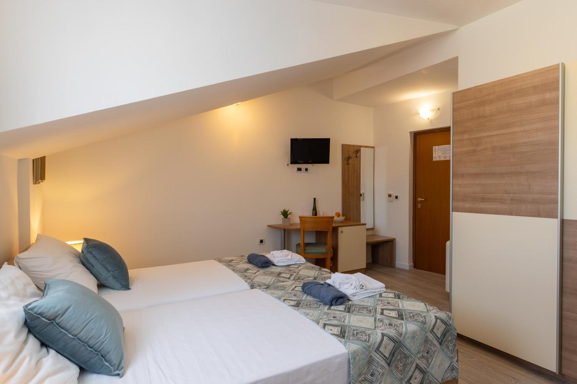 Villa Fontana Trogir Eksteriør billede