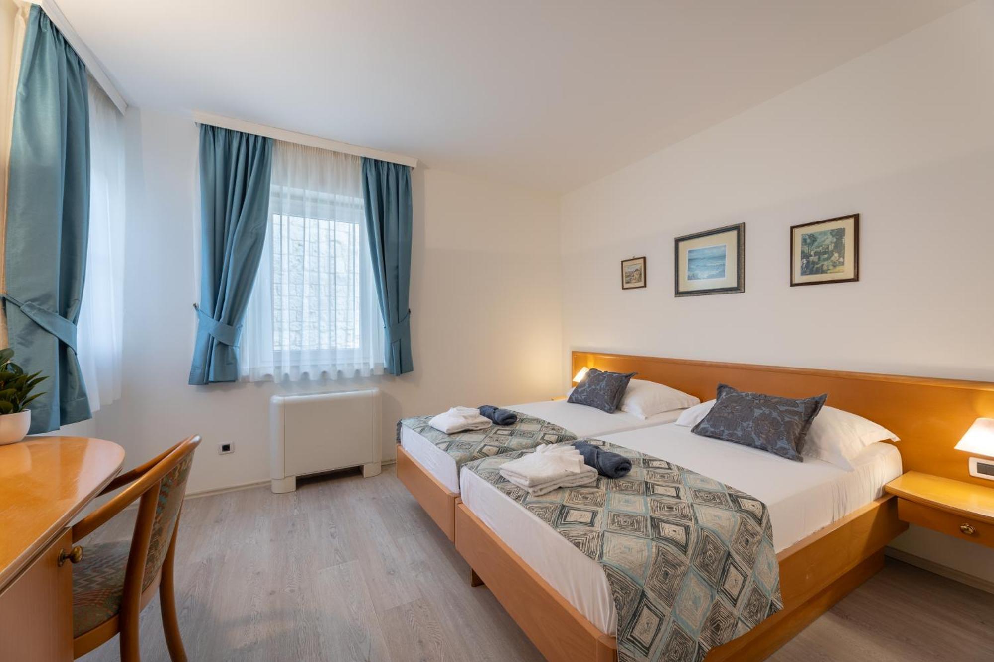 Villa Fontana Trogir Eksteriør billede